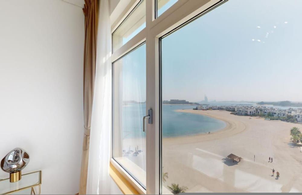 Al Haseer Beach Views - 3 Beds Palm Holiday Apt