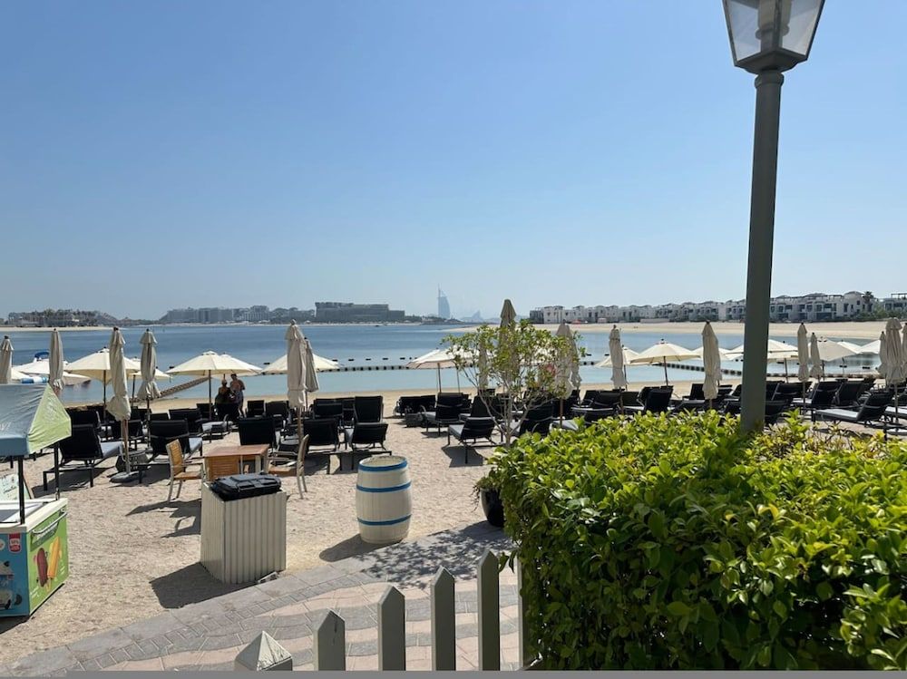 Al Haseer Beach Views - 3 Beds Palm Holiday Apt