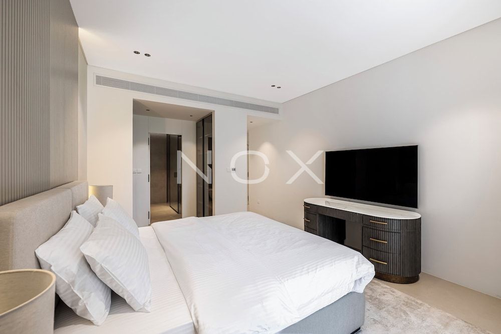 Unwind in Style Grand 2BR Citywalk B12
