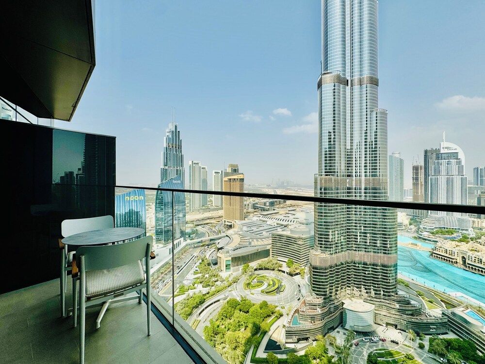 Venduras - 3BR At Address Opera