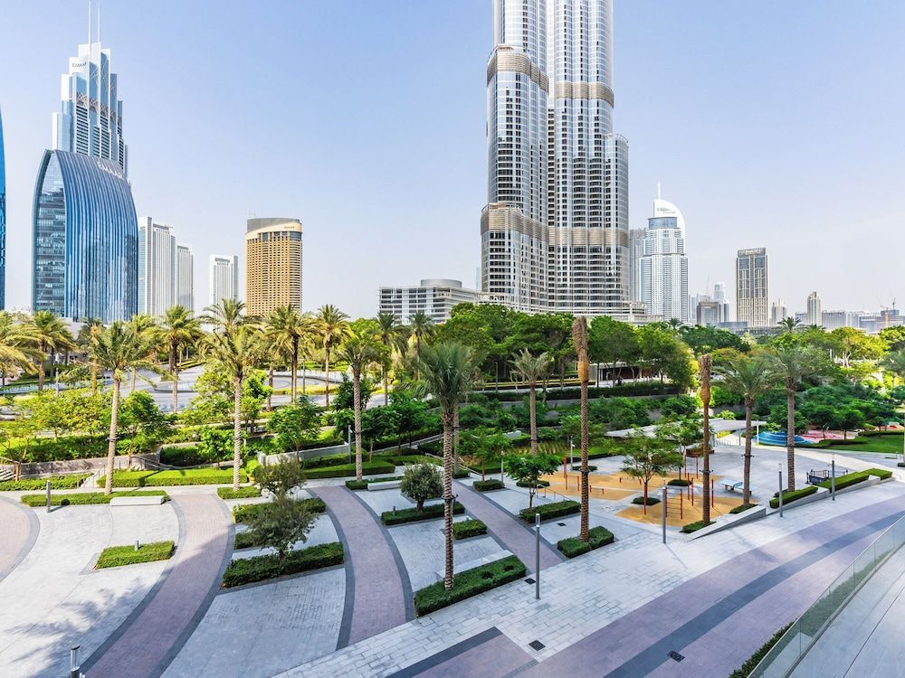 Elegant Apt with Prime Burj Khalifa View