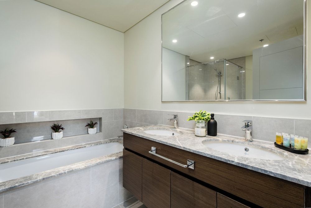 Venduras - Luxurious 4BR Burj Downtown