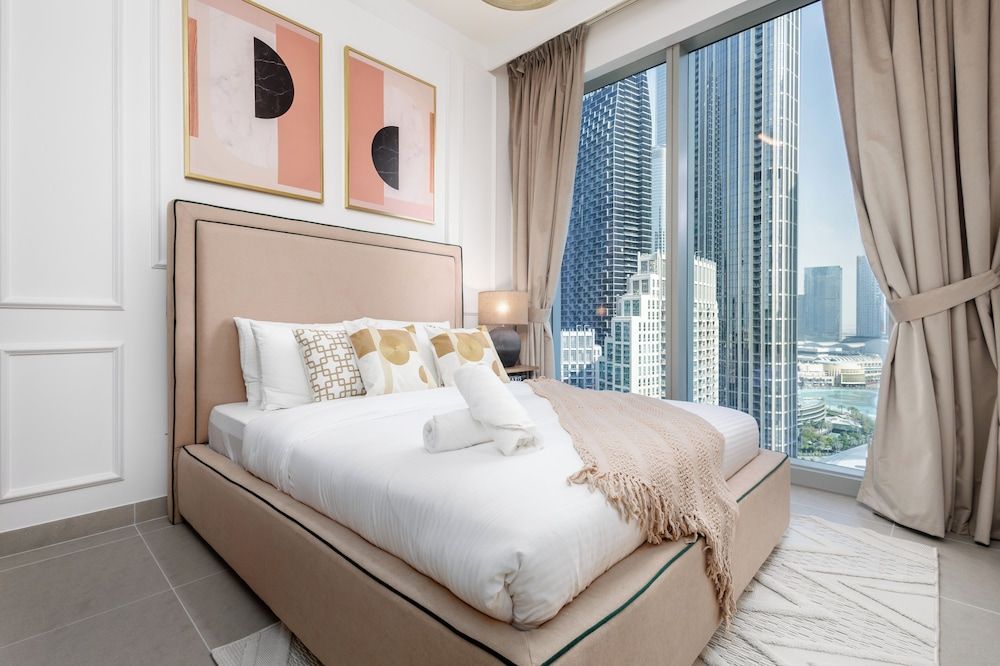 Venduras - Luxurious 4BR Burj Downtown