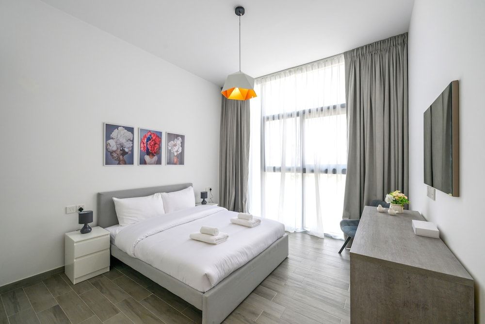 2 Beds in JVC-Belgravia Square