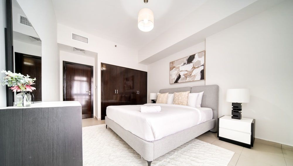Family Apartment, City View
