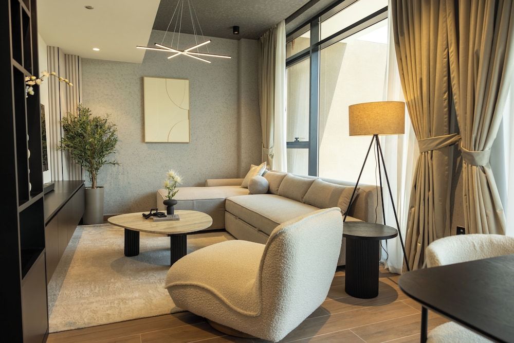 Exclusive Apartment, City View