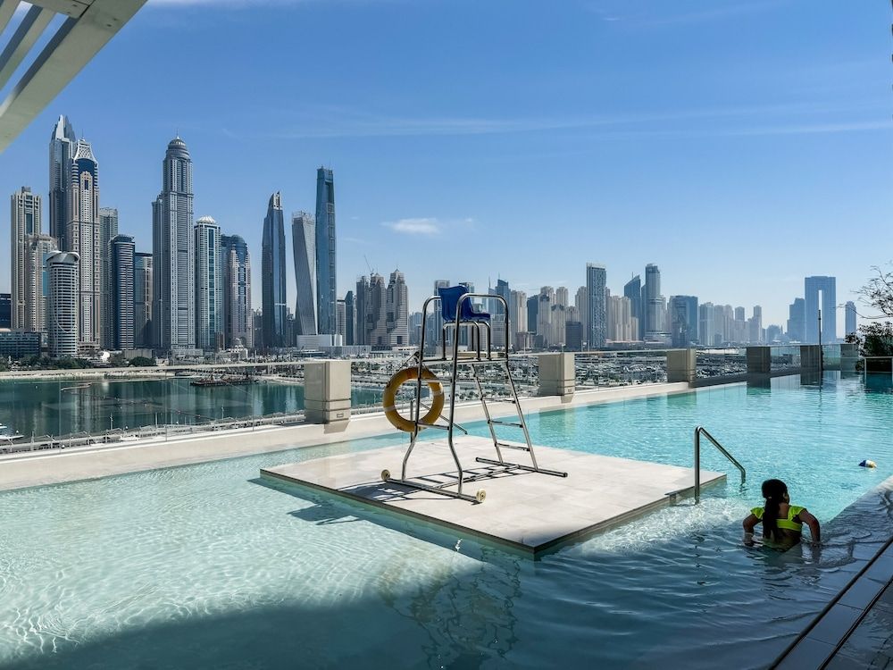 High floor Panoramic 2BR & Private Beach