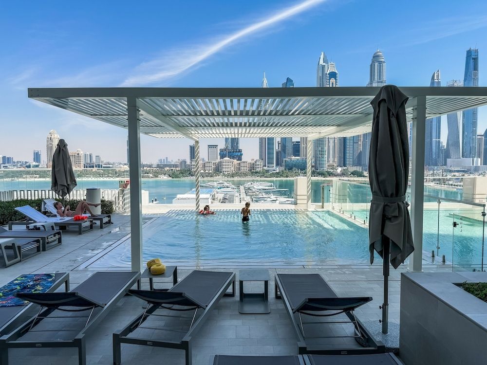 High floor Panoramic 2BR & Private Beach