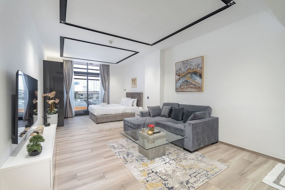 New Listing | Stylish Studio | Modern Comforts