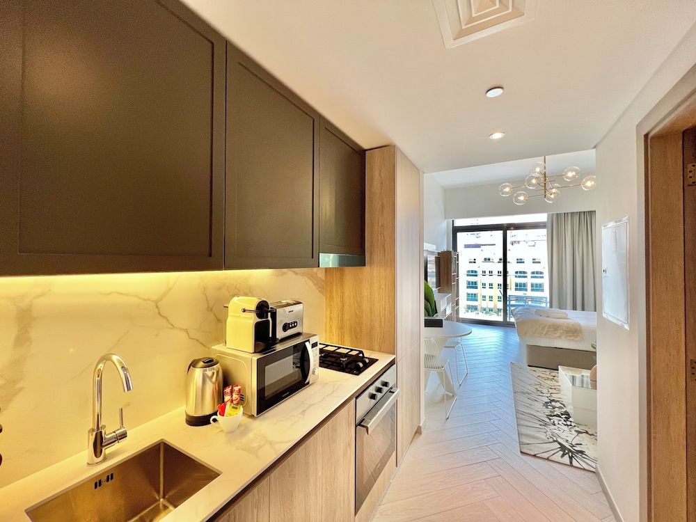 Waves - Ideal Dubai Retreat Elegant St