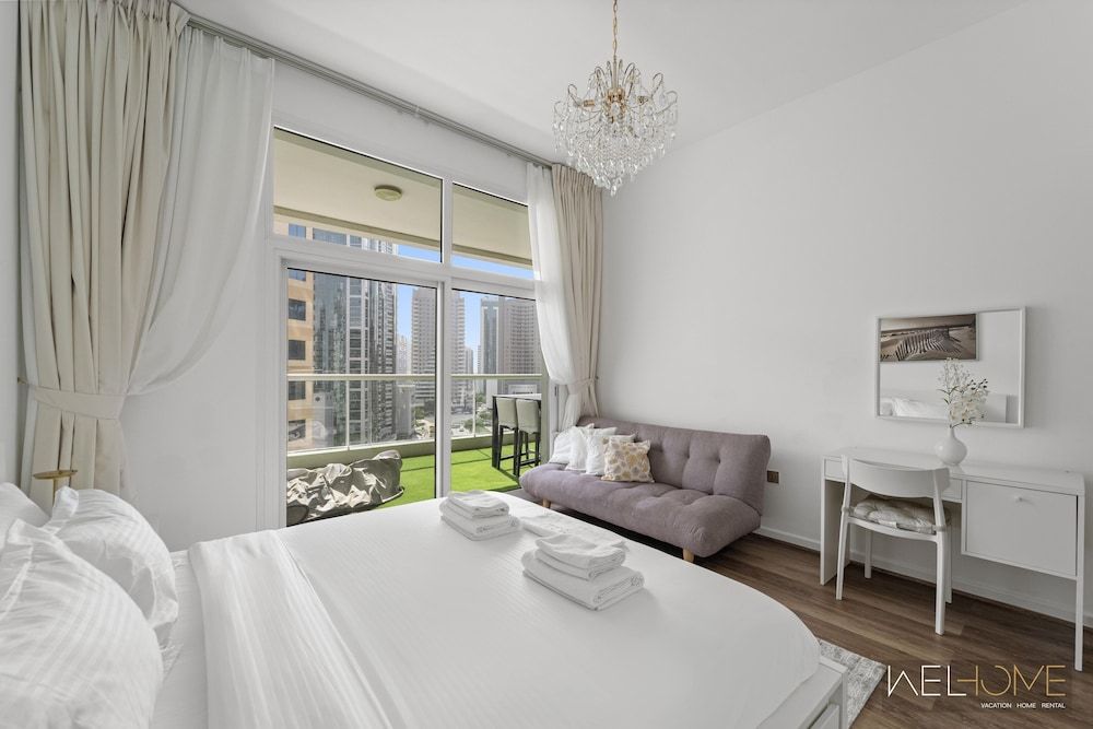 Comfort Apartment, Balcony, City View
