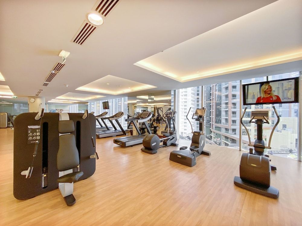 Elegant 1 Bedroom Overlooking Dubai Marina Canal
