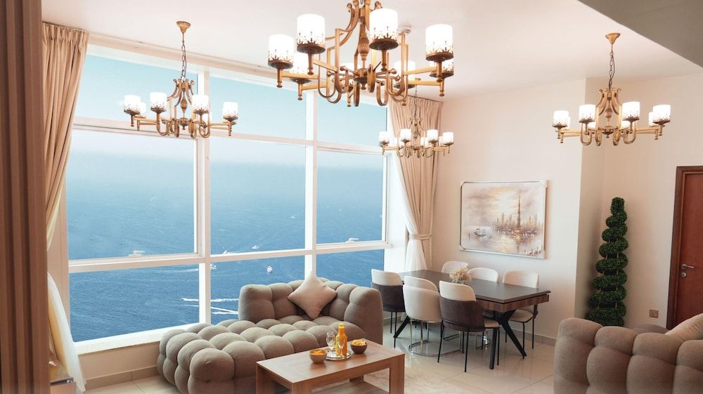 Oceanfront Marina Stay