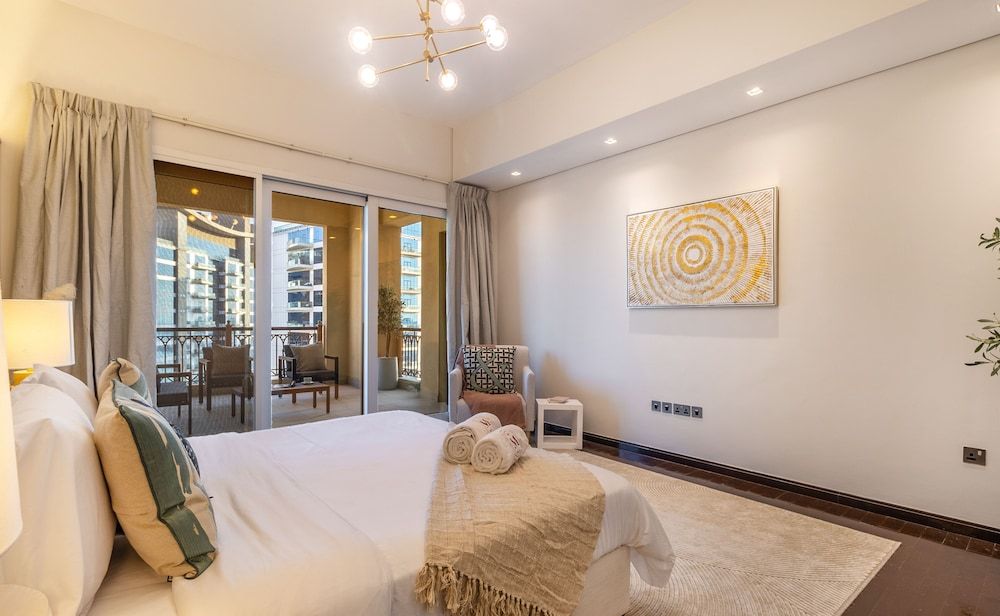 2BR + Maid's w Sea Views in Palm near Nakheel Mall Luxury Apartment, Balcony, Sea View 7