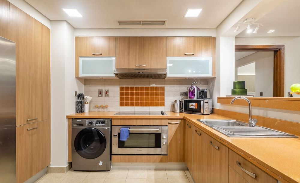 2BR + Maid's w Sea Views in Palm near Nakheel Mall Luxury Apartment, Balcony, Sea View 8