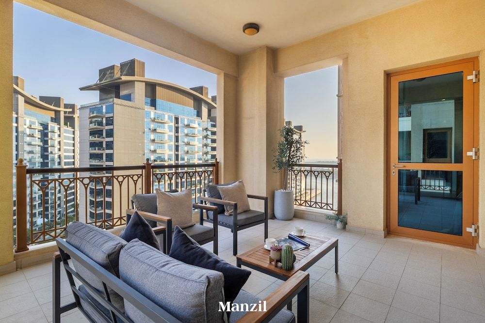 2BR + Maid's w Sea Views in Palm near Nakheel Mall Luxury Apartment, Balcony, Sea View 15