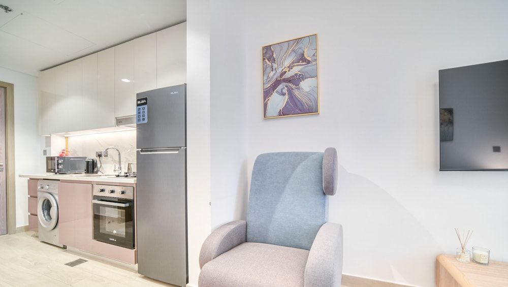 Spacious Azizi Riviera Studio