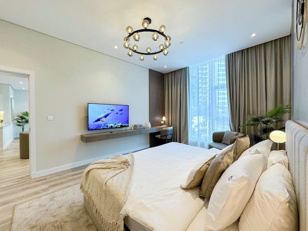 Luxury Apartment, Garden View, Beachfront
