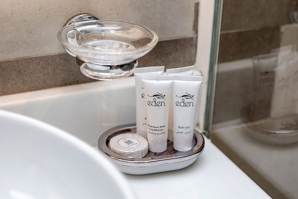 SEVEN HOTEL APARTMENTS THE PALM JUMEIRAH Traditional Studio, Resort View 4