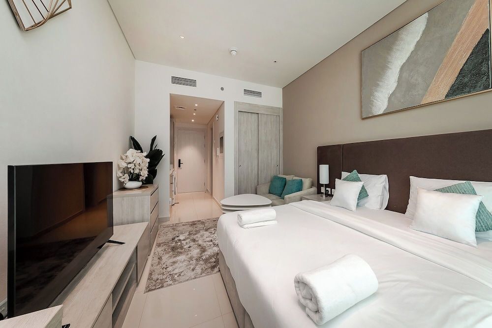 SEVEN HOTEL APARTMENTS THE PALM JUMEIRAH Traditional Studio, Resort View