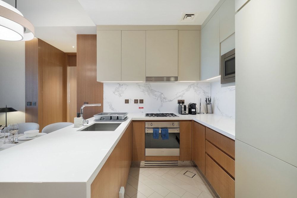 Address Residences Dubai Opera - Burj Khalifa City Views 2 & 3-Bedroom Apartment 1 minute walk to Burj Khalifa, Dubai Mall, Dubai Fountain by Heaven Crest