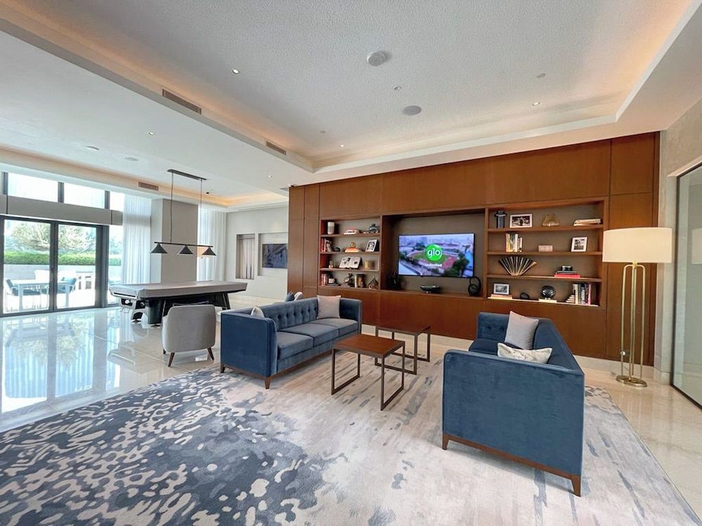 Address Residences Dubai Opera - Burj Khalifa City Views 2 & 3-Bedroom Apartment 1 minute walk to Burj Khalifa, Dubai Mall, Dubai Fountain by Heaven Crest