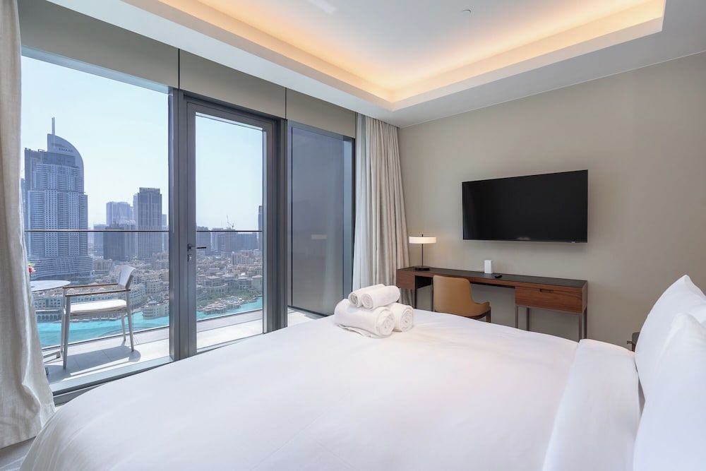 Address Residences Dubai Opera - Burj Khalifa City Views 2 & 3-Bedroom Apartment 1 minute walk to Burj Khalifa, Dubai Mall, Dubai Fountain by Heaven Crest