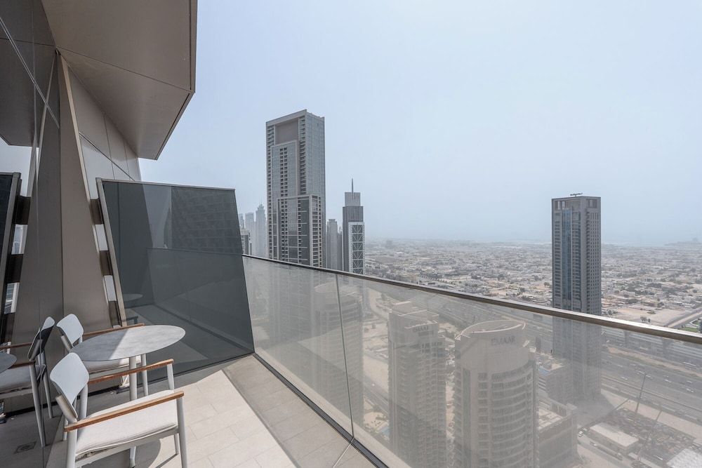 Address Residences Dubai Opera - Burj Khalifa City Views 2 & 3-Bedroom Apartment 1 minute walk to Burj Khalifa, Dubai Mall, Dubai Fountain by Heaven Crest