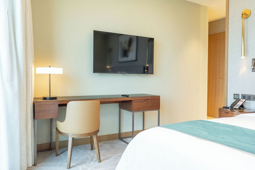 Address Residences Dubai Opera - Burj Khalifa City Views 2 & 3-Bedroom Apartment 1 minute walk to Burj Khalifa, Dubai Mall, Dubai Fountain by Heaven Crest