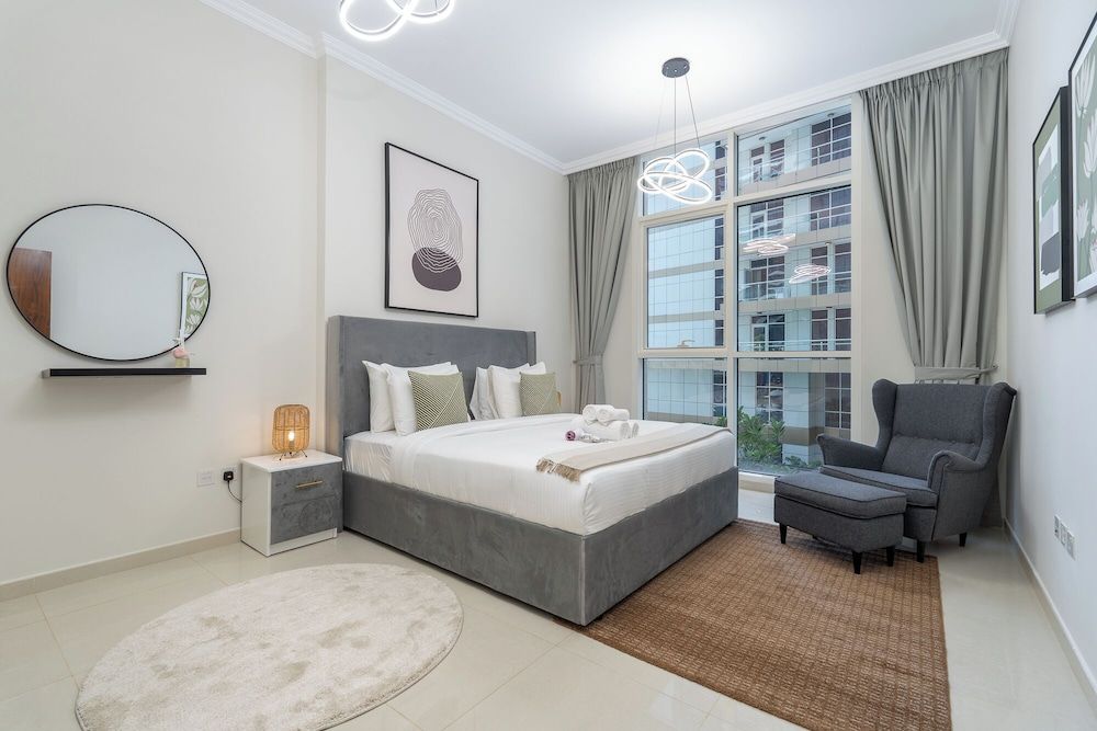 Basic Apartment, 1 King Bed with Sofa bed