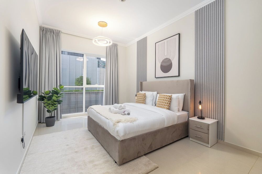Premier Apartment, 3 Bedrooms, Balcony, City View