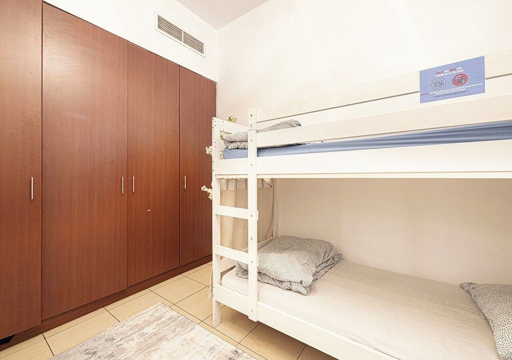 Next'House - JBR Beach Hostel