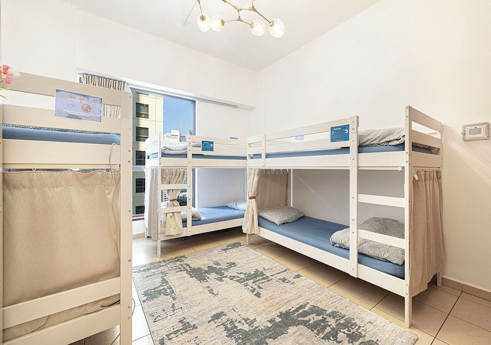 Next'House - JBR Beach Hostel