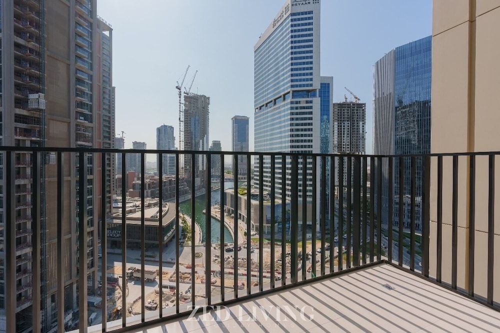 Elegant 1BR Apartment at Ahad Residences