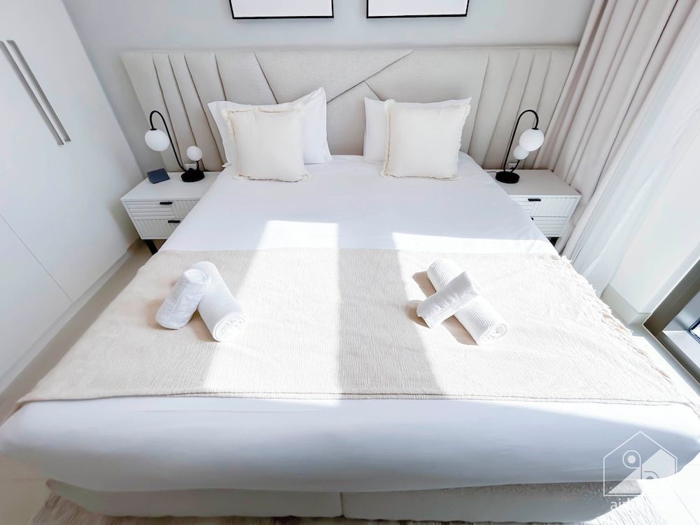 Apartment (2 Bedrooms)