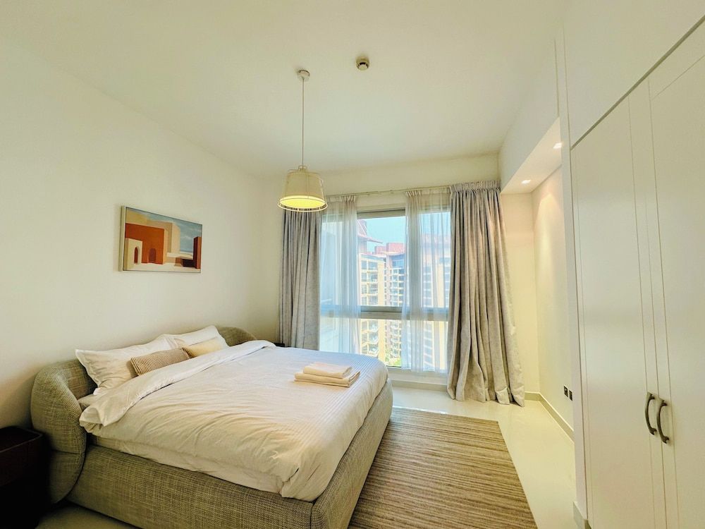 Luxury Apartment, Balcony