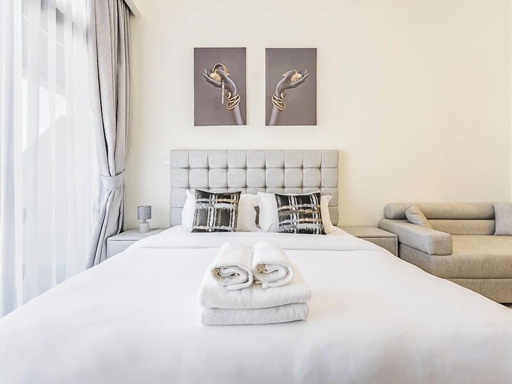 Relaxing Studio Retreat in Meydan City