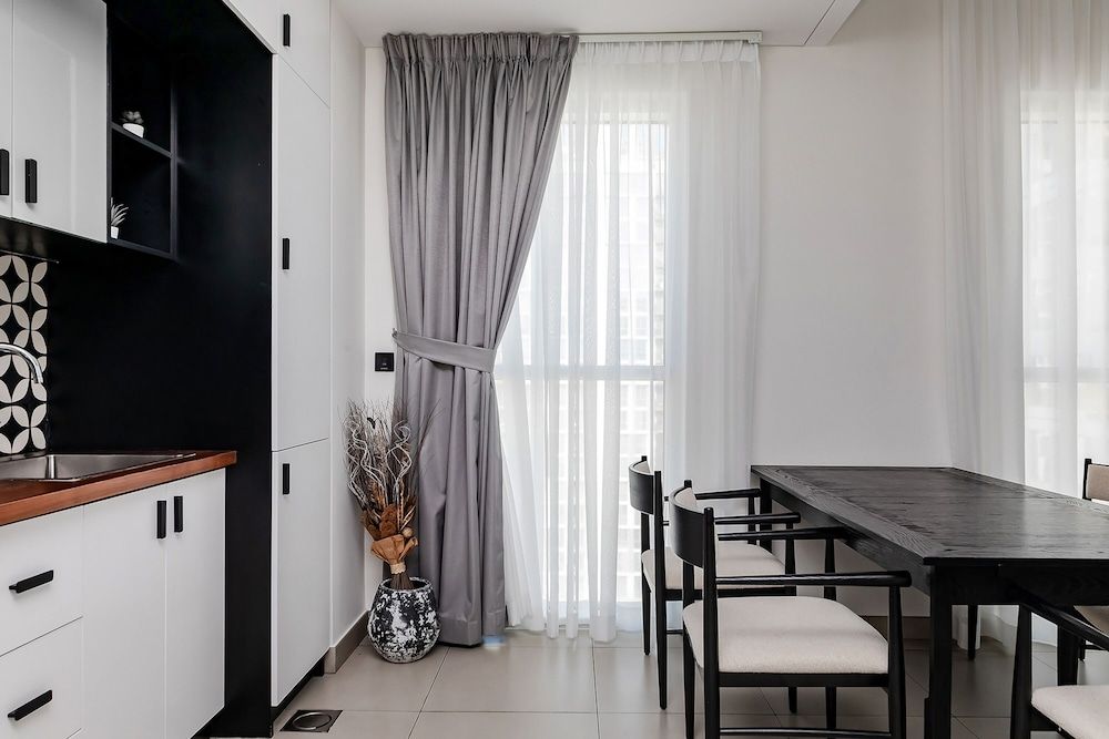 Deluxe 2BR Apartments at Socio