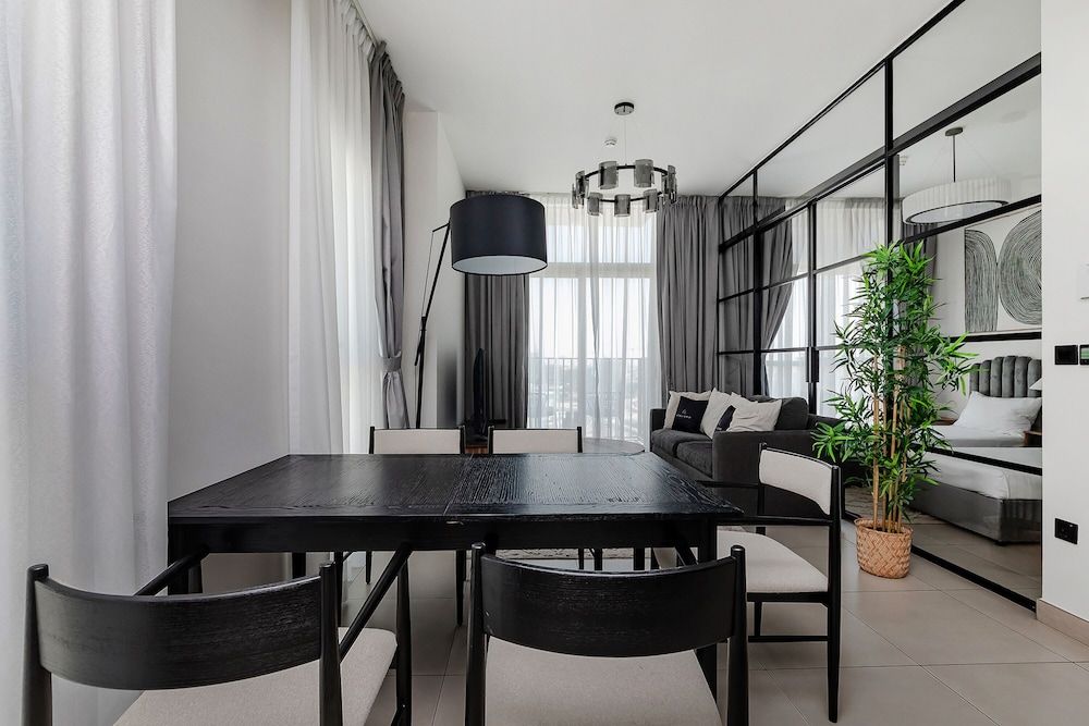 Deluxe 2BR Apartments at Socio