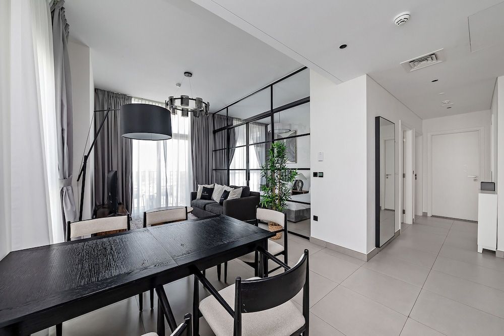 Deluxe 2BR Apartments at Socio