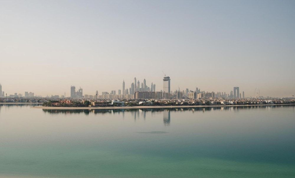 2BD 2 5BA Superior Apt With Pool Gym Beach Access Apartment 13