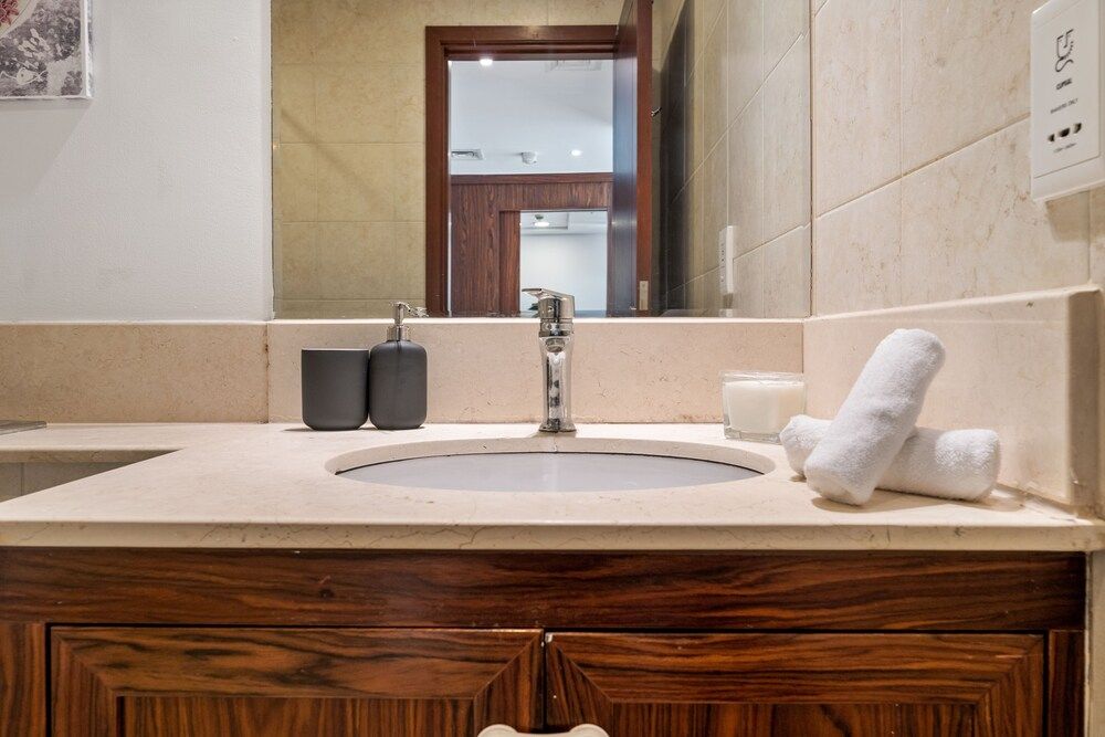 Chic and Zen Apartment, Near Burj Khalifa Tower