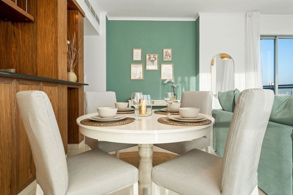 Chic and Zen Apartment, Near Burj Khalifa Tower