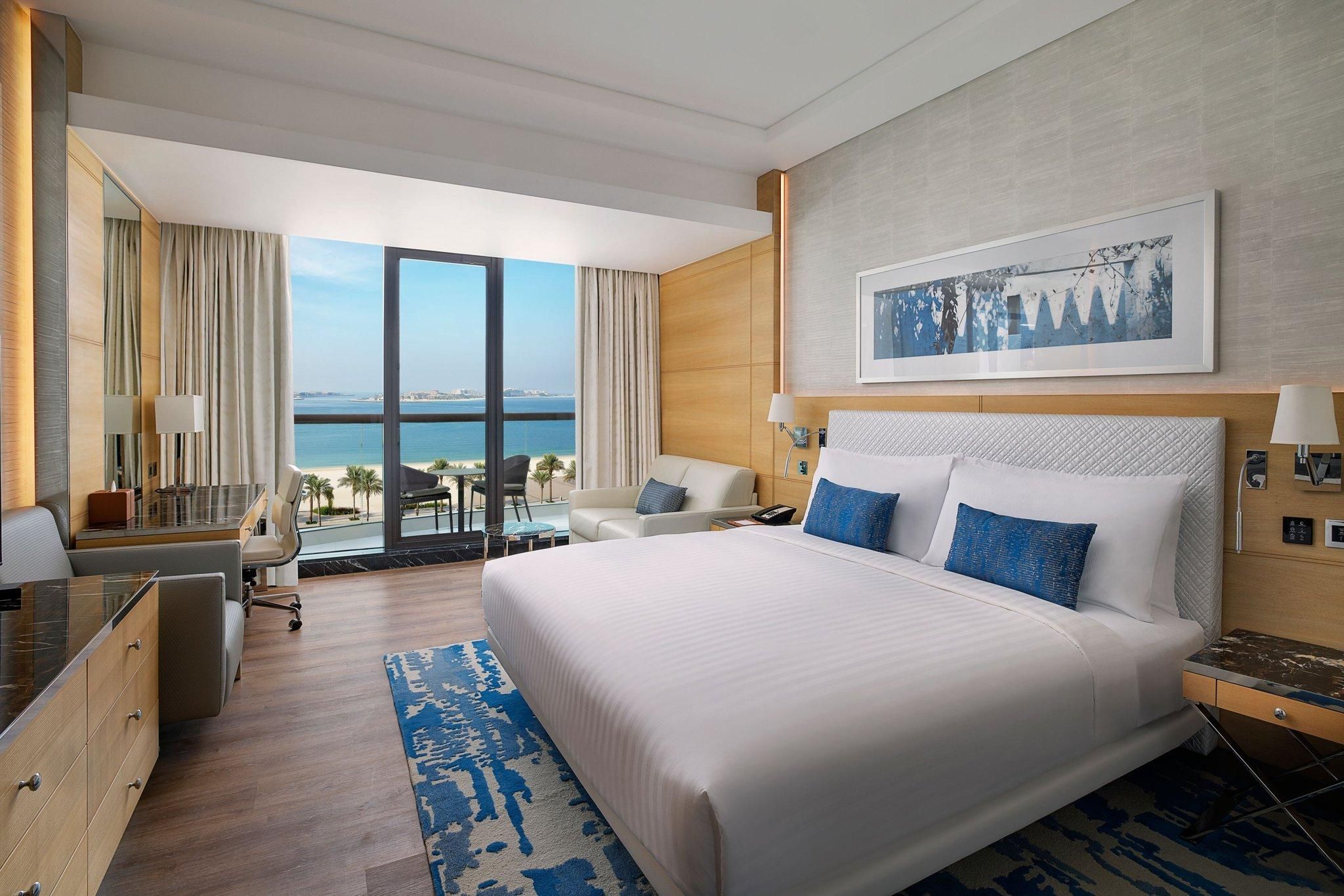 Palm Sea View, Guest room, 1 King, Sofa bed, Sea view, Balcony