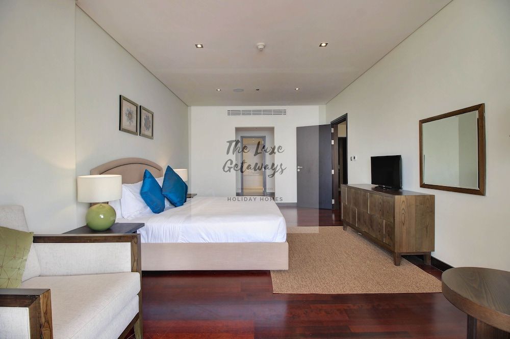 ONE BEDROOM APARTMENT (RAS508)