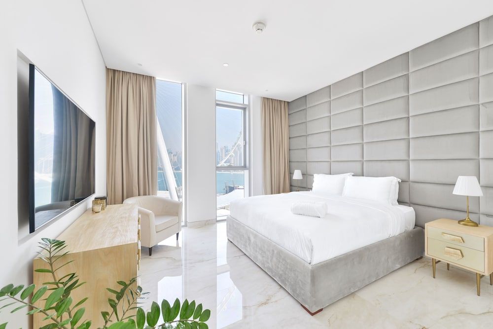 Luxury Apartment, 2 Bedrooms, Balcony, Sea View