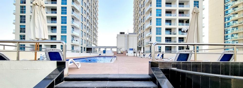 Nice Studio Balcony N Pool View Marina