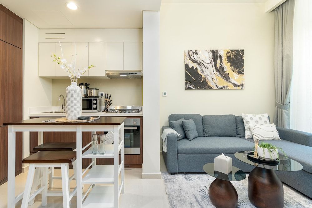 Whitesage - Stylish Apt With Balconies In The Heart of Dubai