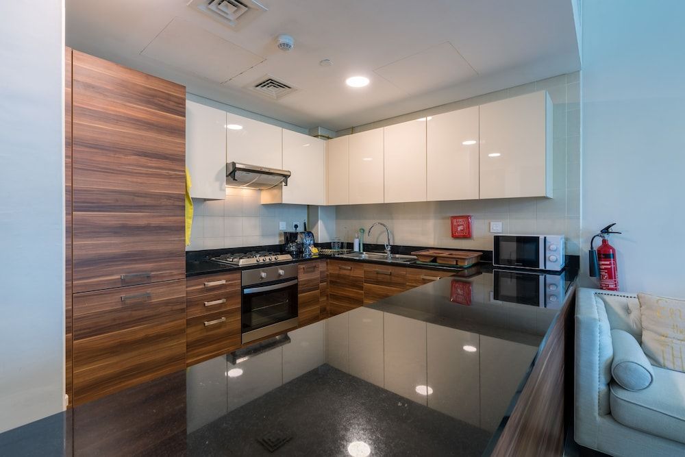 Stunning 1B Apartment With Balcony in Dubai Marina