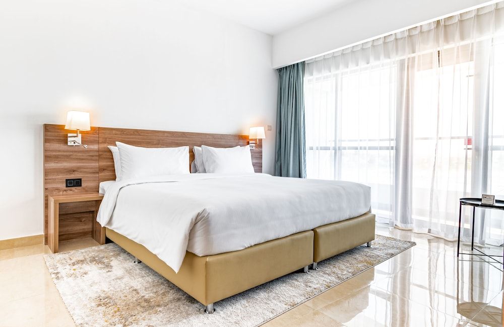 Family Deluxe One Bedroom King